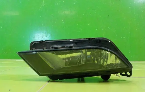 Volkswagen Golf IV Front fog light 6J9941701A XP244