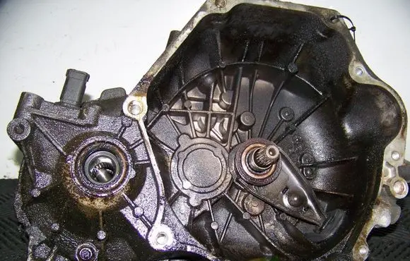 Chrysler PT Cruiser Manual 7 speed gearbox P05274563AA