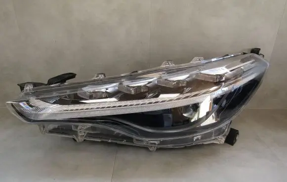 Toyota Corolla Cross Headlight/headlamp HASC016184 03039 29746