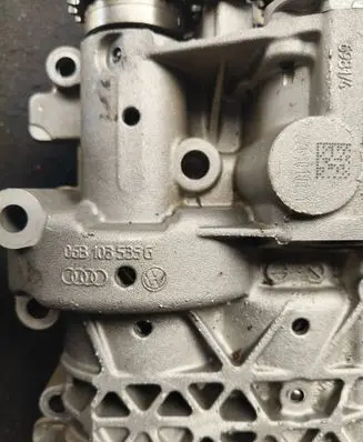 Audi A3 S3 8P Oil pump 06B103535G