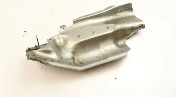 BMW 6 E63 E64 Heat shield in engine bay 7835888