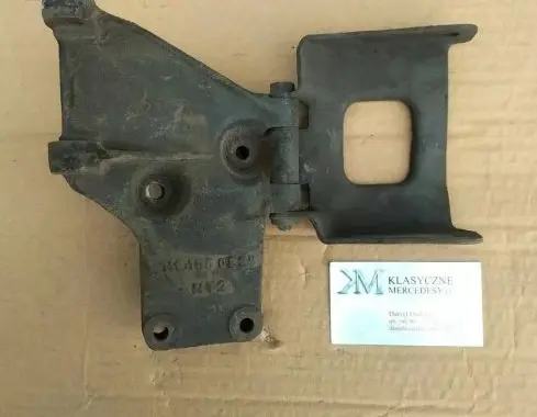 Mercedes-Benz W123 Generator/alternator bracket 1101550835