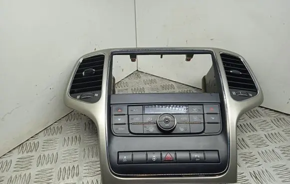 Jeep Grand Cherokee Climate control unit P56046290AB P55111922AL