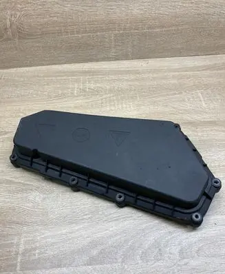 BMW 3 F30 F35 F31 Fuse box cover 8509914 586509