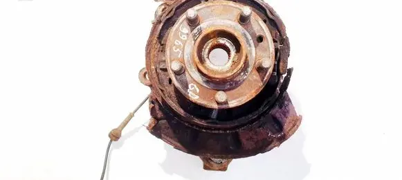 Land Rover Freelander 2 - LR2 Rear wheel hub