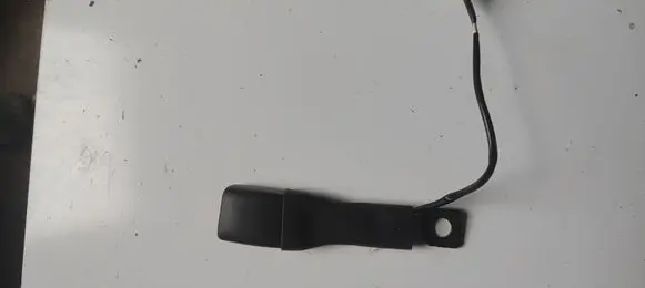 Suzuki Swift II Front seatbelt buckle 15355