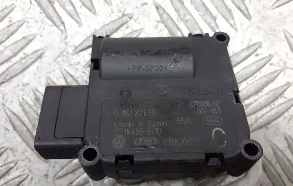 Audi A8 S8 D3 4E A/C air flow flap actuator/motor 4F0820511R