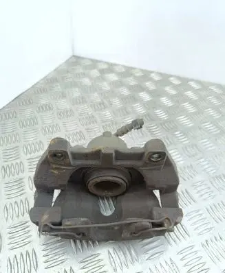 Opel Zafira B Front brake caliper