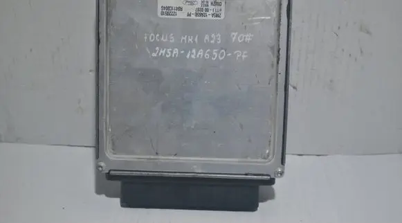 Ford Focus Engine control unit/module 12A650