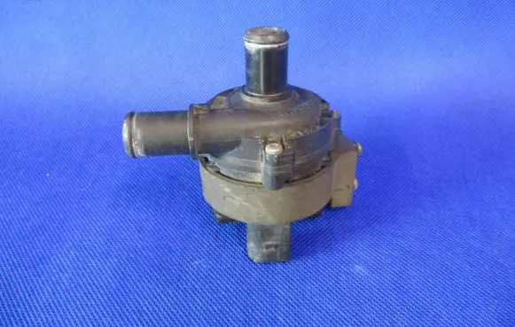 Mercedes-Benz E W212 Electric auxiliary coolant/water pump PAD12V