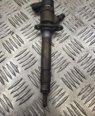 Volvo S60 Fuel injector 0445110078