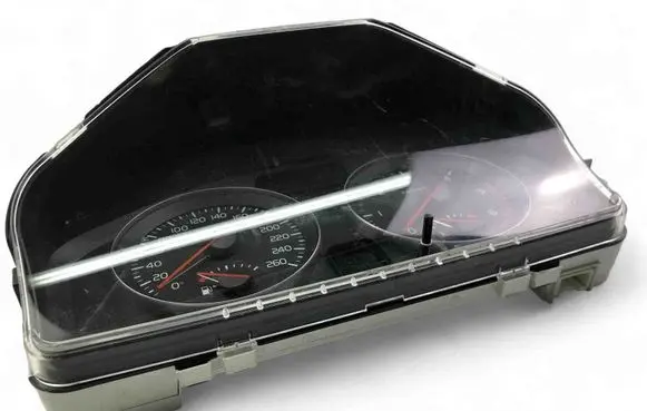 Volvo V50 Speedometer (instrument cluster) 31296228