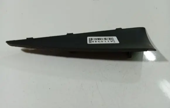 Nissan Primera Other front door trim element 68245AV612