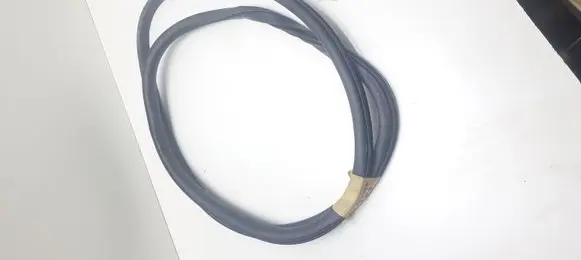 Ford Fusion II Front door rubber seal