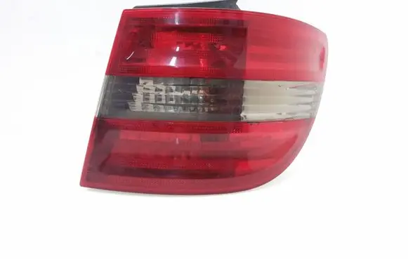 Mercedes-Benz B W245 Rear/tail lights A1698202664