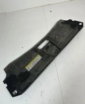 Audi Q3 8U Top upper radiator support slam panel 8U0807081