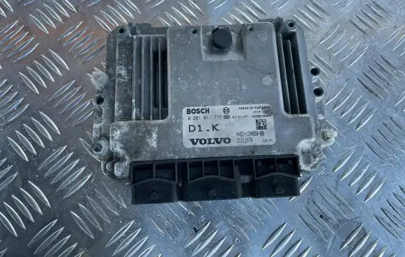 Volvo C30 Engine control unit/module 4N5112A650BB 31211076 0281011775
