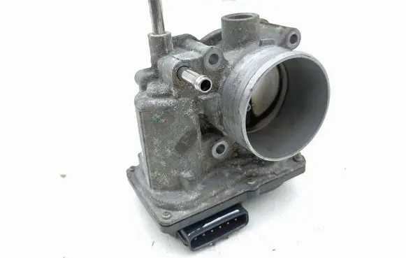 Lexus CT 200H Throttle valve 2203037060 20303706 142010N21