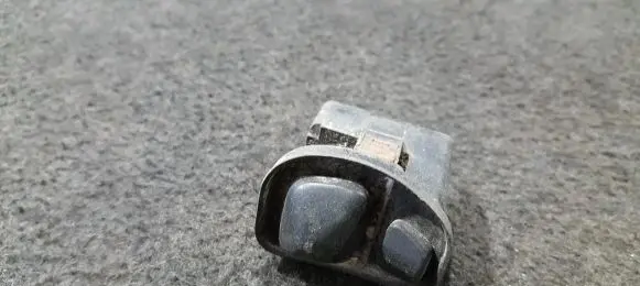 BMW 3 E30 Wing mirror switch 03830700 61311369331