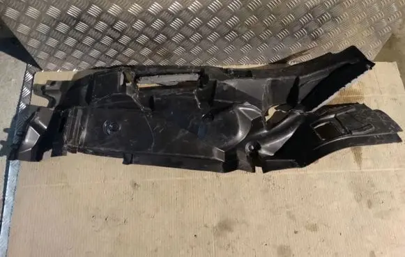 Mercedes-Benz Vito Viano W638 Center console A2236828304