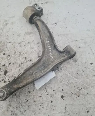 Opel Vectra C Front lower control arm/wishbone