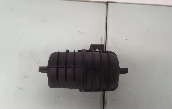 BMW 7 E65 E66 Vacuum air tank 2247620 11652247620