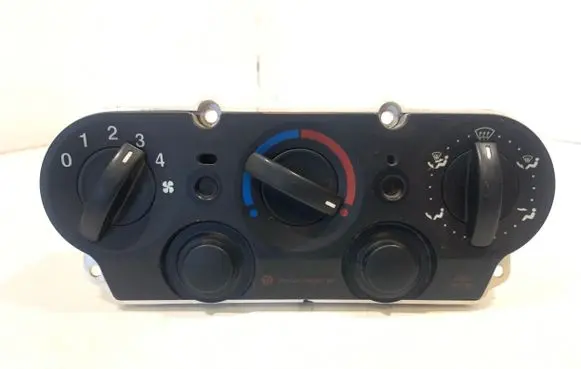 Ford Fiesta Climate control unit VP2s6h18k391bf