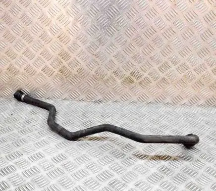 Coolant pipe/hose