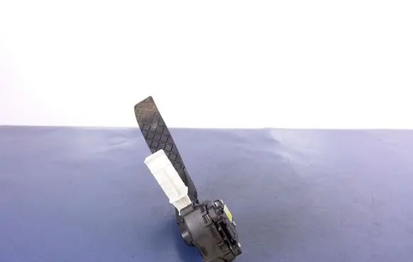 Audi Q7 4L Accelerator throttle pedal 7L0723507D