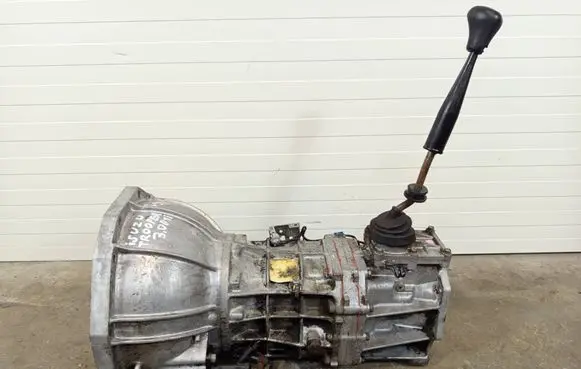 Isuzu Trooper Manual 5 speed gearbox SKRZYNIATROPER