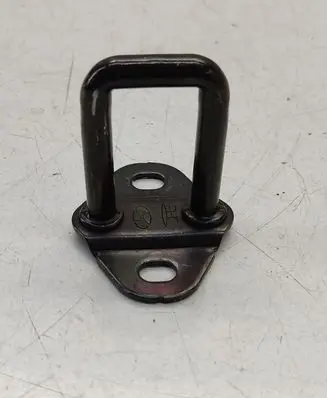 Hyundai Tucson JM Loading door lock loop/hook striker 