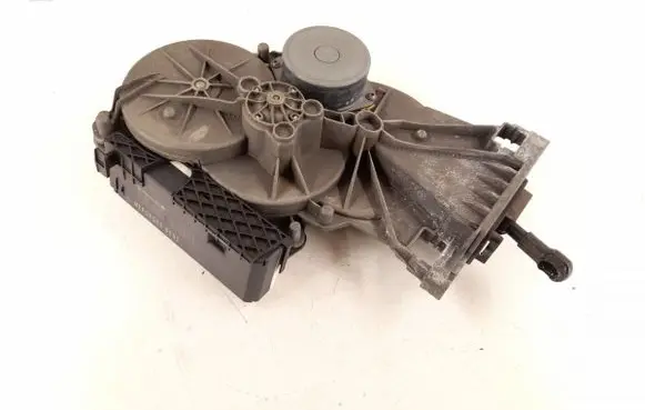 Mercedes-Benz C AMG W205 Soft lock spindle drive 2057604100 A2057604100