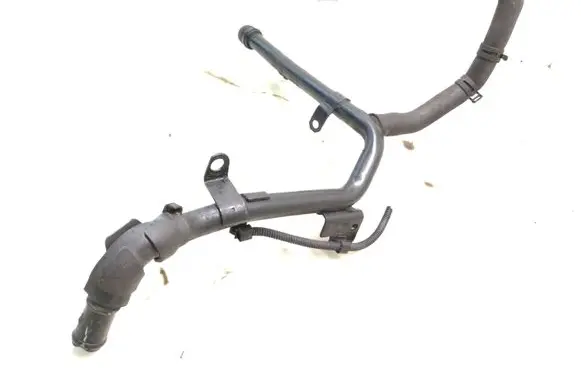 Volkswagen PASSAT B6 Engine coolant pipe/hose 038121065CS