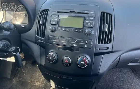 Hyundai i30 Center console 