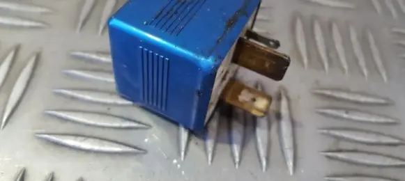 Audi A3 S3 8L Other relay 899587