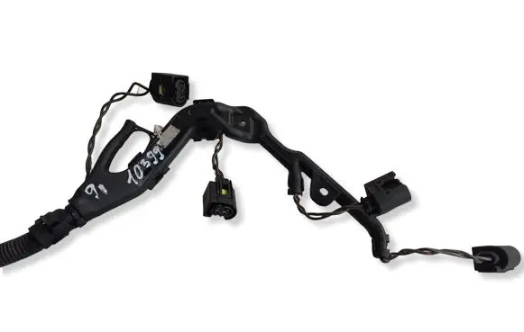 BMW 3 E90 E91 Fuel injector wires 779683101