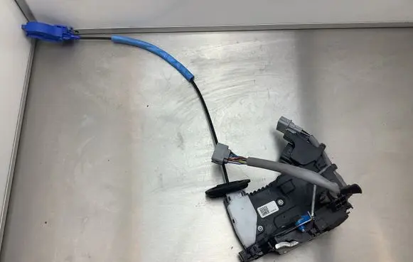 KIA EV6 Front door lock 81310CV100