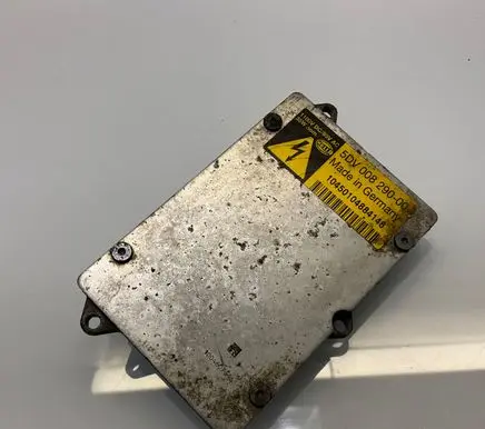 Mercedes-Benz E W211 Headlight ballast module Xenon 5DV00829000 1100VDC85V 10450104884148