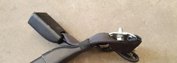Toyota Auris E180 Rear seatbelt buckle 806500