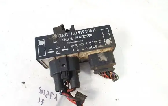 Skoda Octavia Mk1 (1U) Coolant fan relay 1j0919506k 898972000