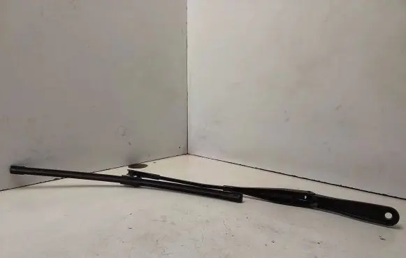 Opel Astra H Windshield/front glass wiper blade 13111219