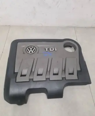 Volkswagen PASSAT CC Engine cover (trim) 05L103925AA 06200288