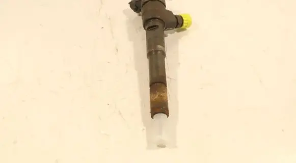 Nissan Micra K14 Fuel injector 0445110652