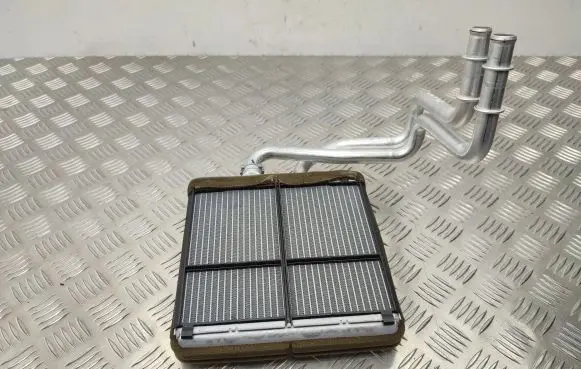 Mercedes-Benz GLK (X204) Heater blower radiator