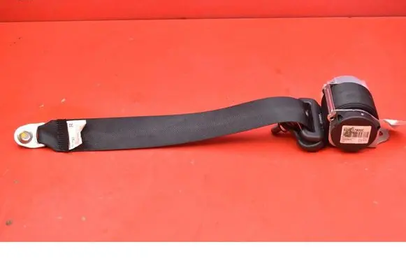Nissan Pulsar Front seatbelt 627817900C