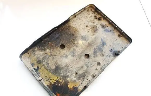 Battery box tray