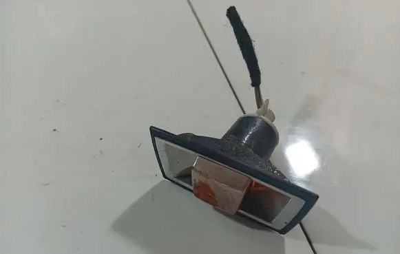Opel Astra H Front fender indicator light 13131298