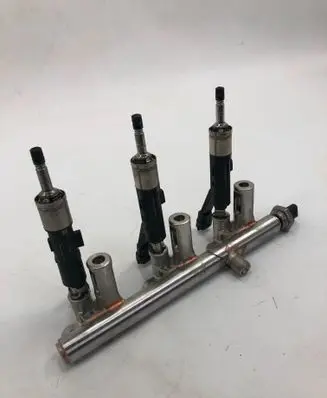 Citroen C4 III e-C4 Fuel injectors set 9822715980