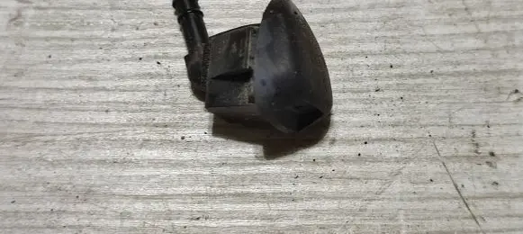 Fiat Tipo Windshield washer spray nozzle 