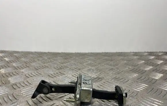 SsangYong Rexton Front door check strap stopper